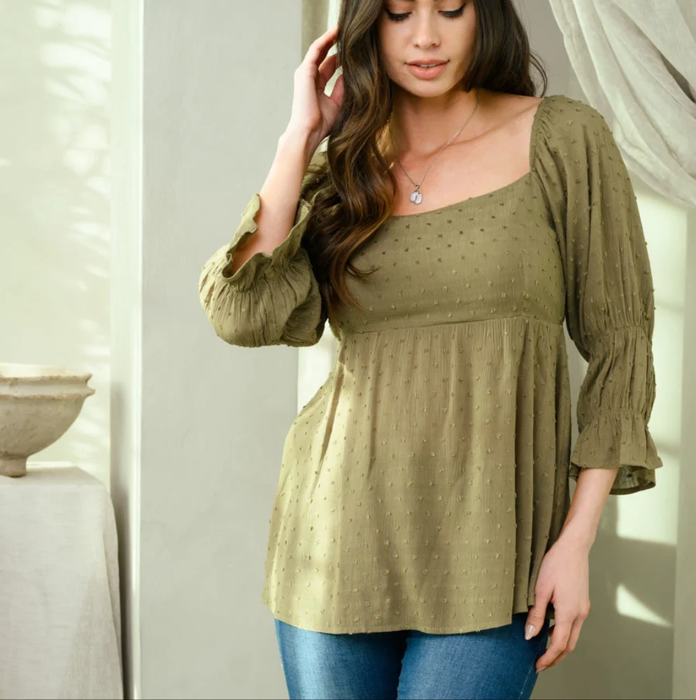 Puff sleeve Babydoll Swiss Dot Top - Picture 2 of 4